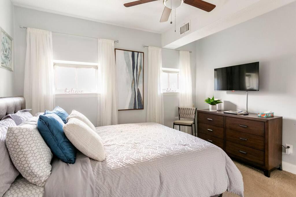 Viola's Place Apartment